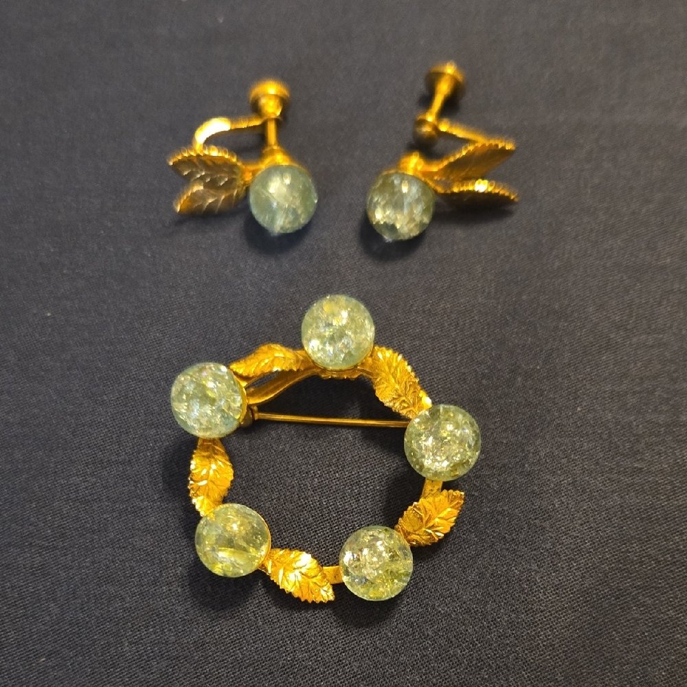 Vintage Gold and Blue Cracked Glass Jewelry Set
